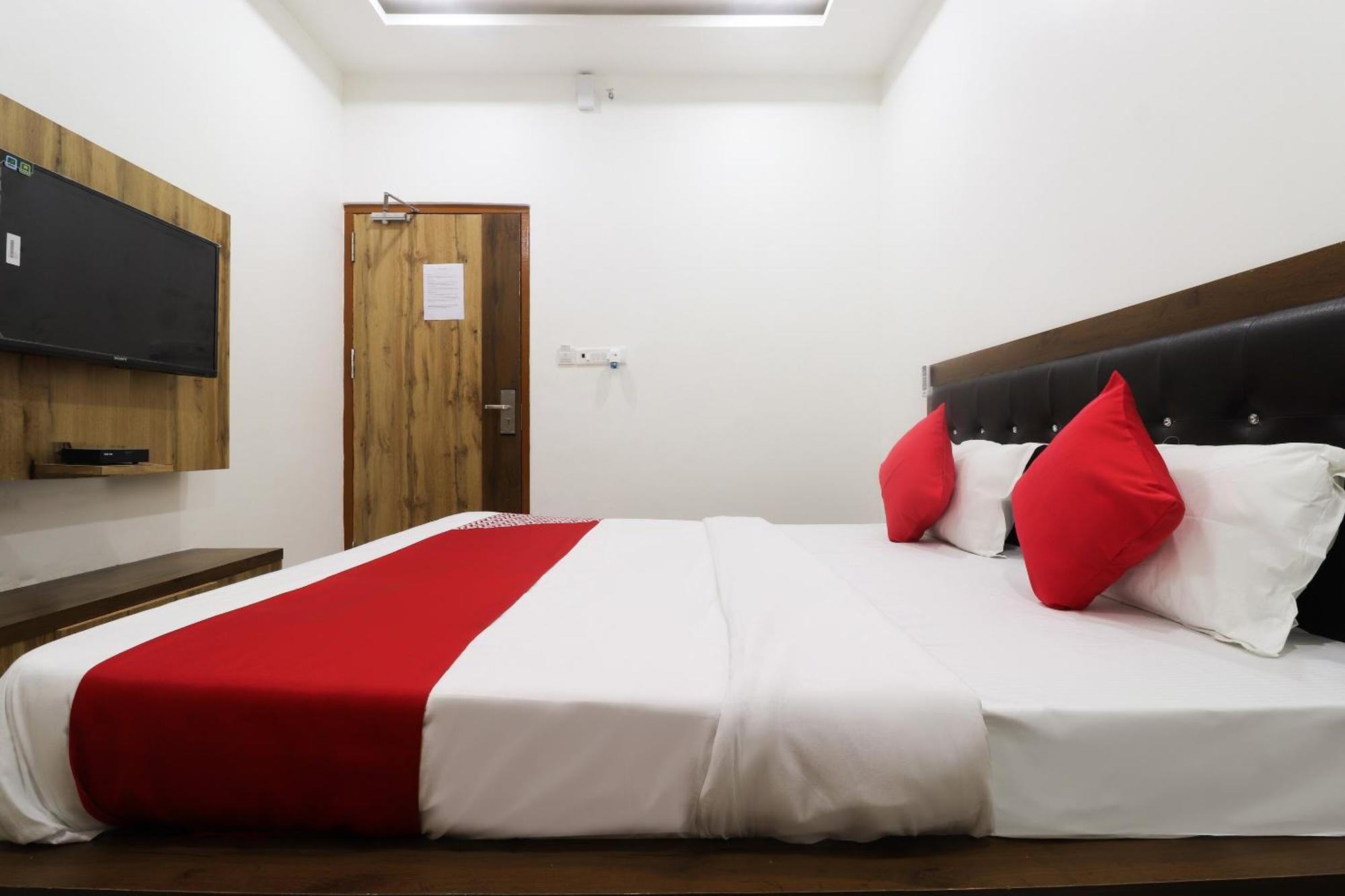 Hotel O Vrindavan Inn Near Lulu Mall Bijnaur Extérieur photo